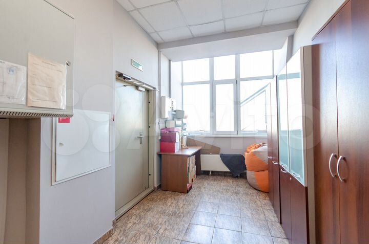 Продам офисное помещение, 260 м²