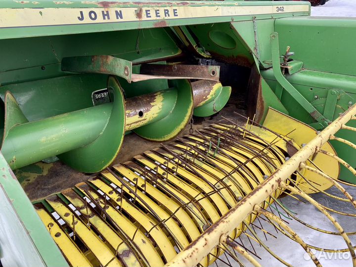 Пресс-подборщик John Deere 342 A, 2002