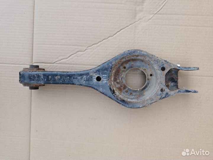 Задний рычаг 