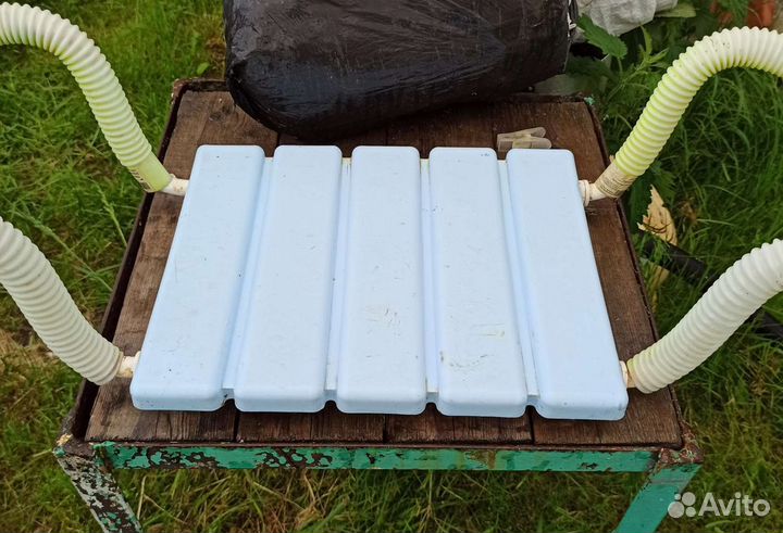 Сиденье на ванну