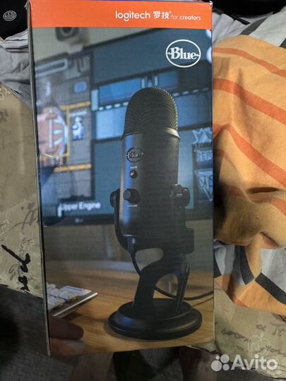 Студийный микрофон blue yeti blackout