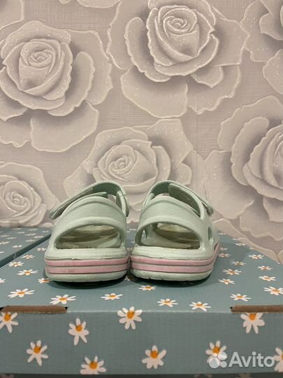 Сандали для девочки