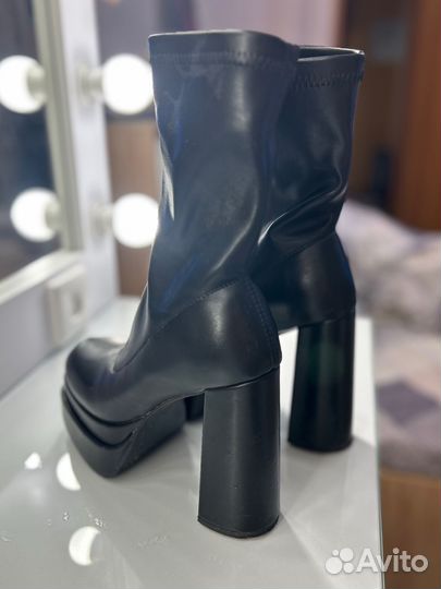 Ботинки женские 37 размер