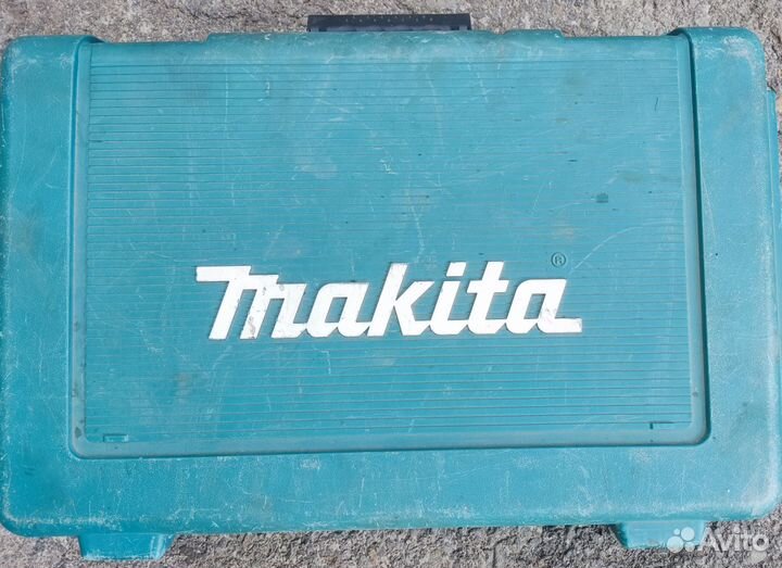 Аккумуляторная дрель шуруповерт makita