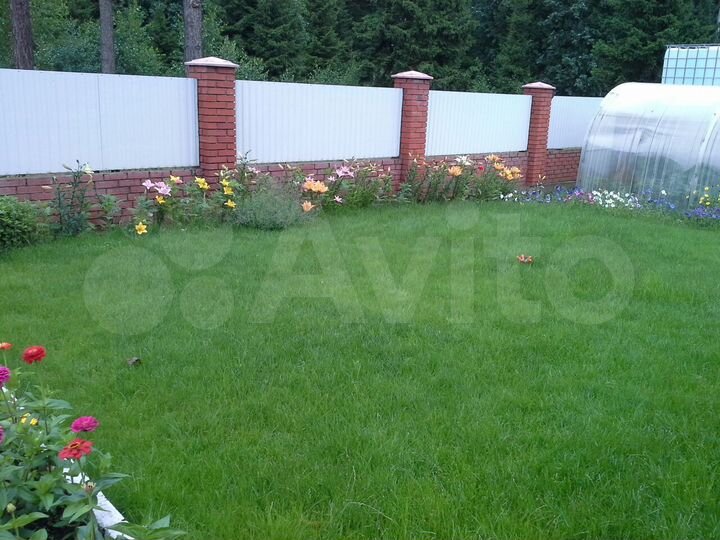 Коттедж 193 м² на участке 8,8 сот.