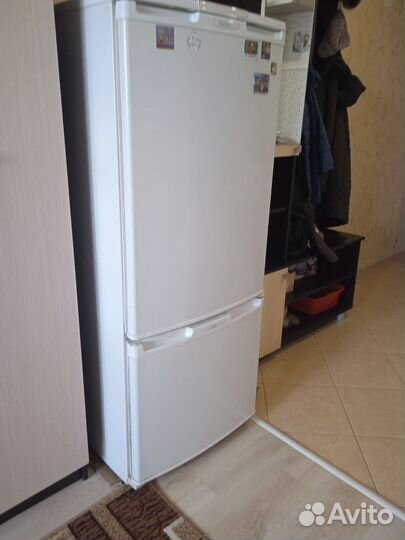 Холодильник бирюса