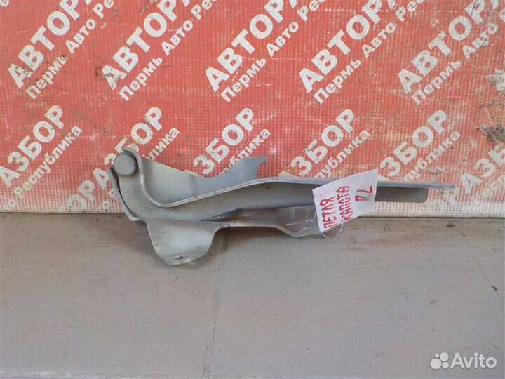 Петля капота левая Subaru Forester S12 SH EJ25