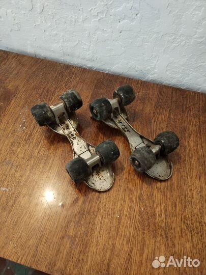 Роликовые коньки советские