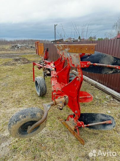 Плуг 4-х корпсный