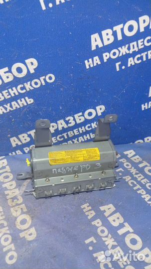 Подушка безопасности пассажира Mitsubishi Pajero 3