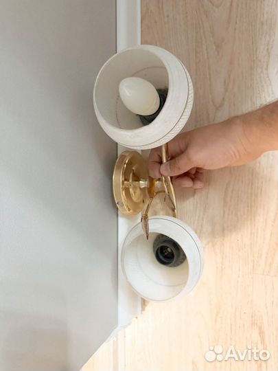 Настенный светильник