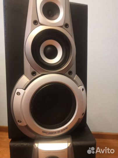 Акустические колонки от Technics SC-EH560