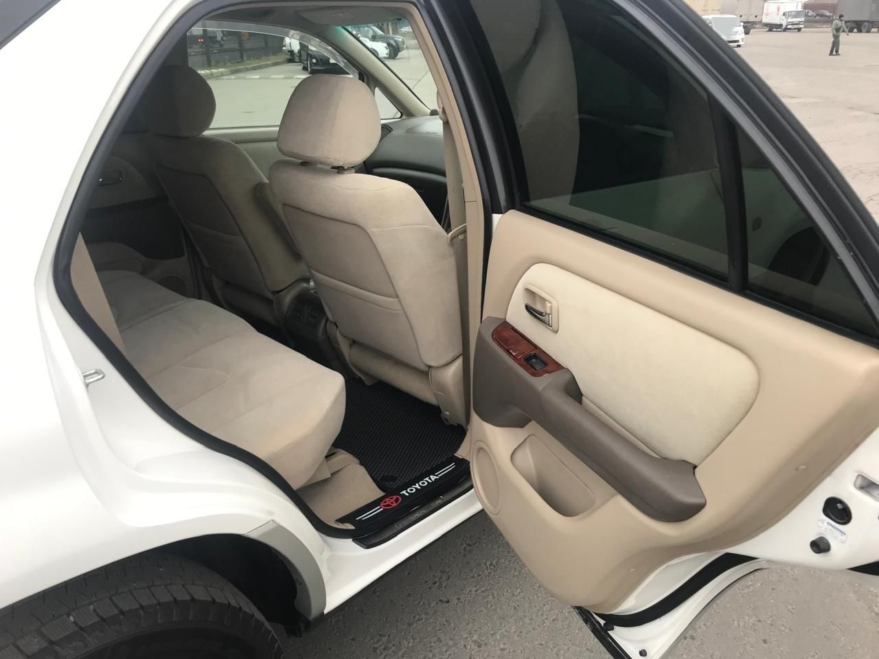 Toyota Harrier: фото из отзыва
