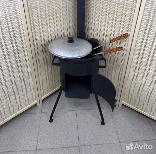 Казан чугунный с печкой