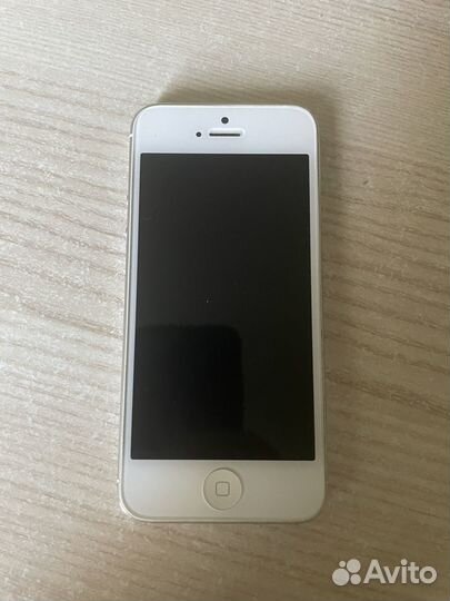 iPhone 5, 16 ГБ