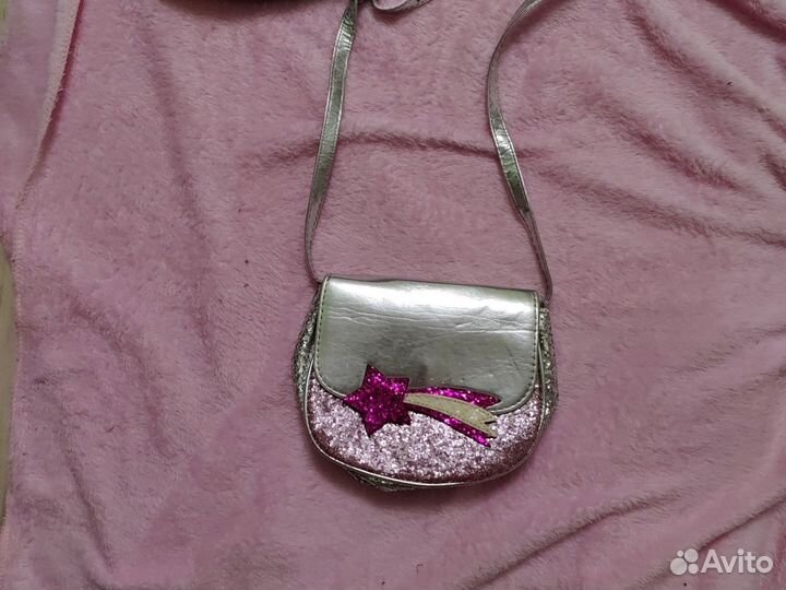 Сумочки и рюкзак для девочки