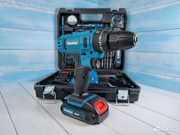 Шуруповерт makita 26v с инcтрyментами