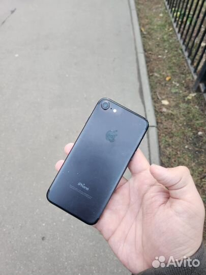 iPhone 7, 128 ГБ