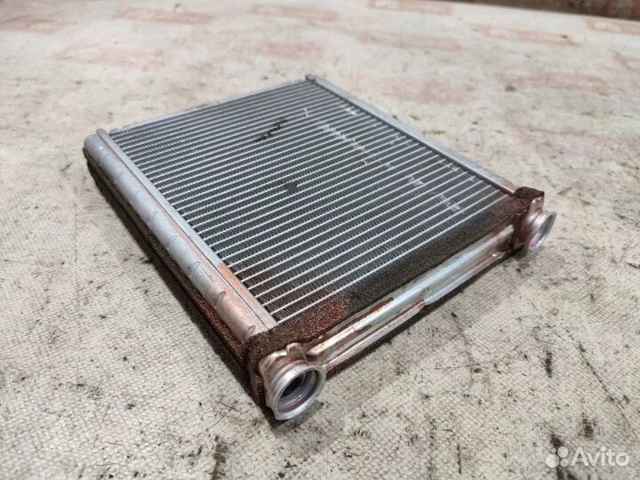 Радиатор печки Mitsubishi Colt Z35AM 4A90 2008