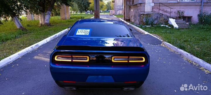 Dodge Challenger 5.7 AT, 2022, 3 500 км