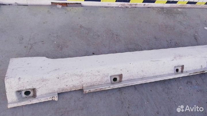 Накладка на порог (наружная) Suzuki Kizashi