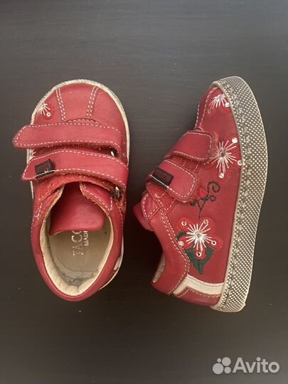 Туфли для девочки 19 размер