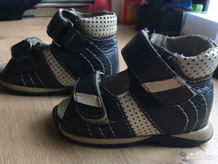 Ортопедические сандали