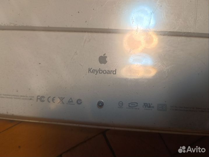 Клавиатура apple проводная