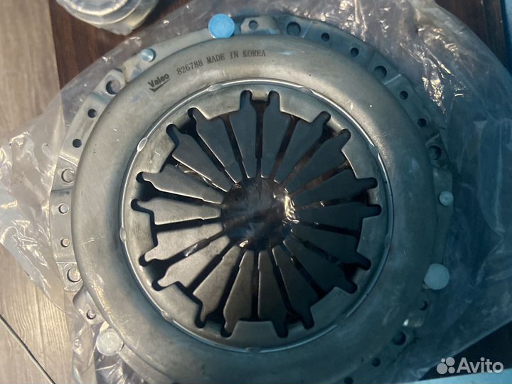 Сцепление Valeo hyundai accent/getz/elantra