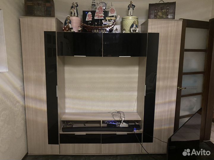 Тумба под тв