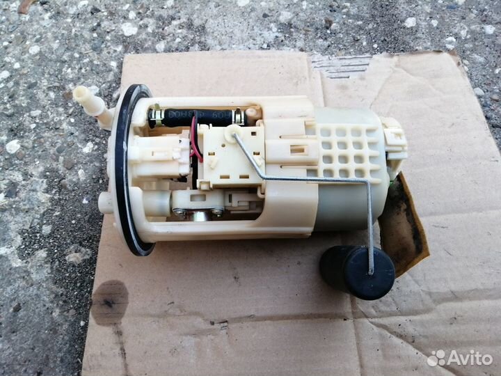 Топливный насос Mitsubishi Airtrek