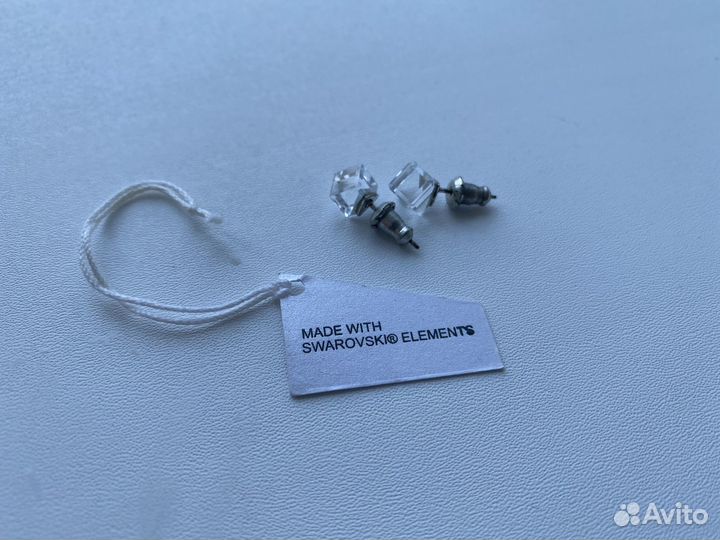 Swarovski серьги-пусеты