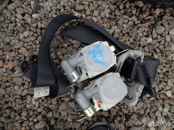 Ремень безопасности передний Toyota Corolla Spacio