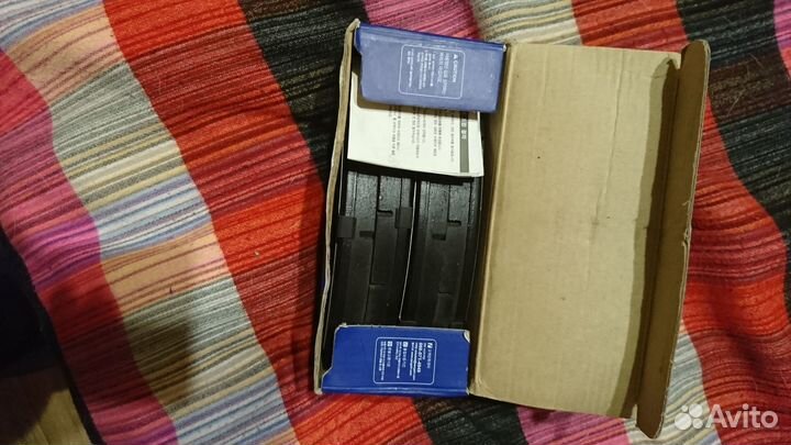 Тормозные колодки передние на hyundai trajet