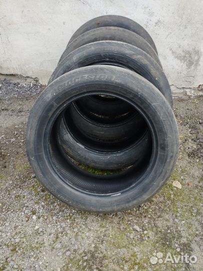 Bridgestone Turanza T001 215/55 R17