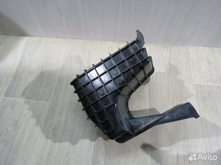 Резонатор воздушного фильтра Mazda 6 MPS GG