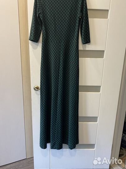 Платье трикотажное длинное