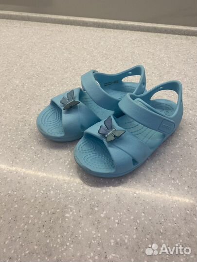 Босоножки crocs C9