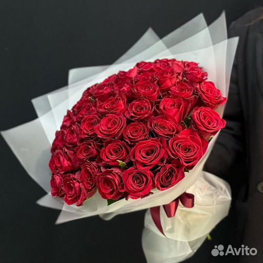 Розы красные букет цветы 51 роза