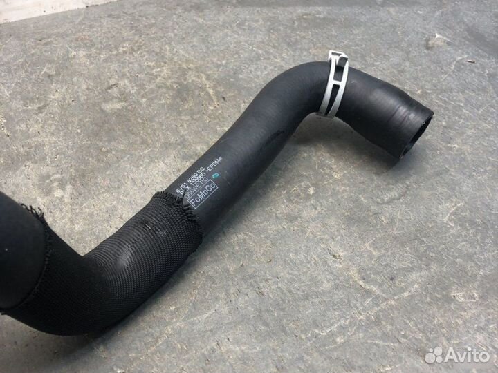 Верхний патрубок Ford Focus 3