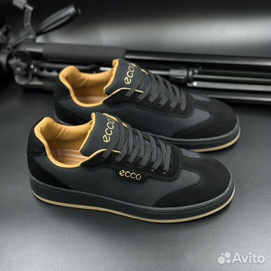 Кроссовки мужские