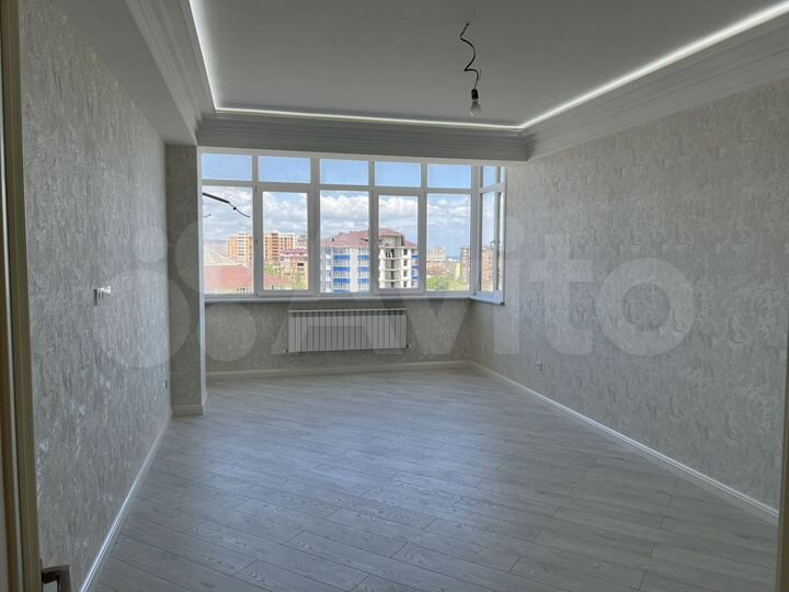 1-к. квартира, 57 м², 5/12 эт.