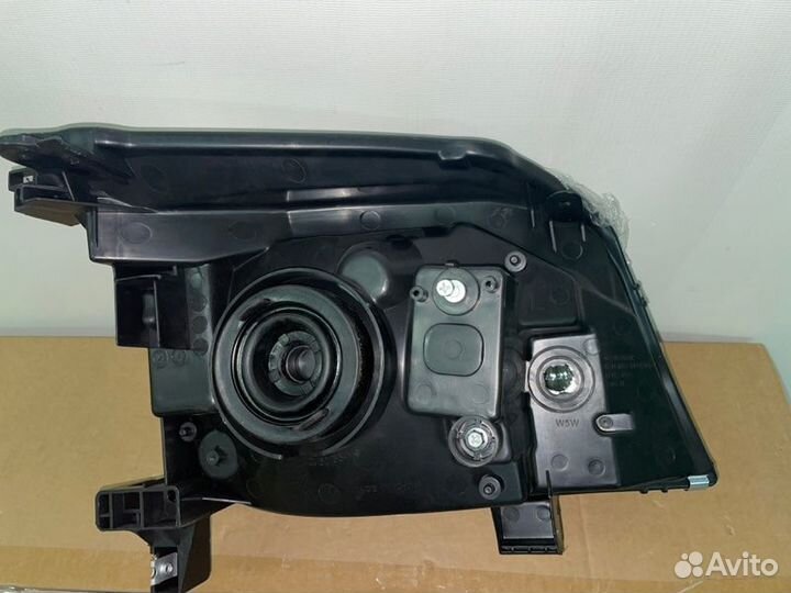 Фара передняя левая Nissan X-Trail