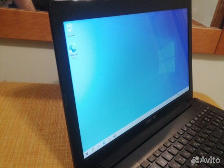 Ноутбук Asus Intel x4, 8гб, ssd 240гб