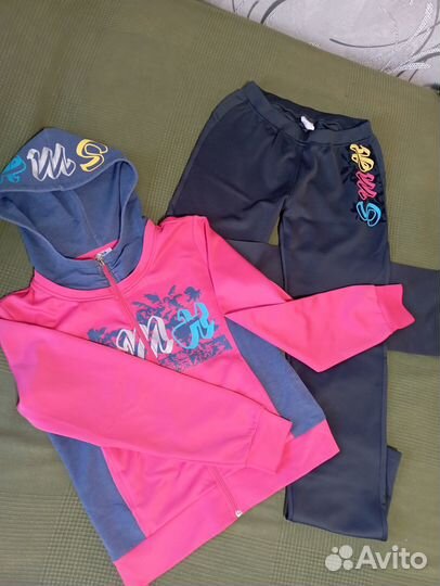 Спортивный костюм женский