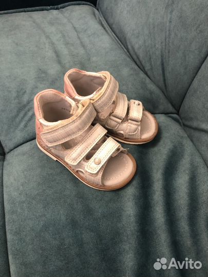 Сандали детские 20 размер