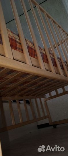 Детская кроватка