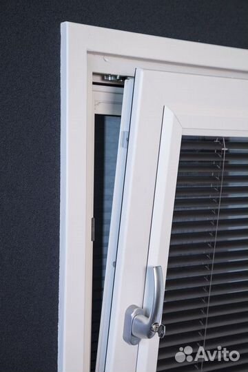 Жалюзи и Рулонные шторы