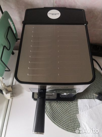 Кофемашина рожковая Polaris PCM 1541E