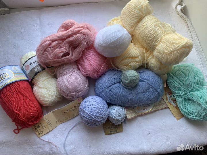 Пряжа для вязания детских вещичек наборами
